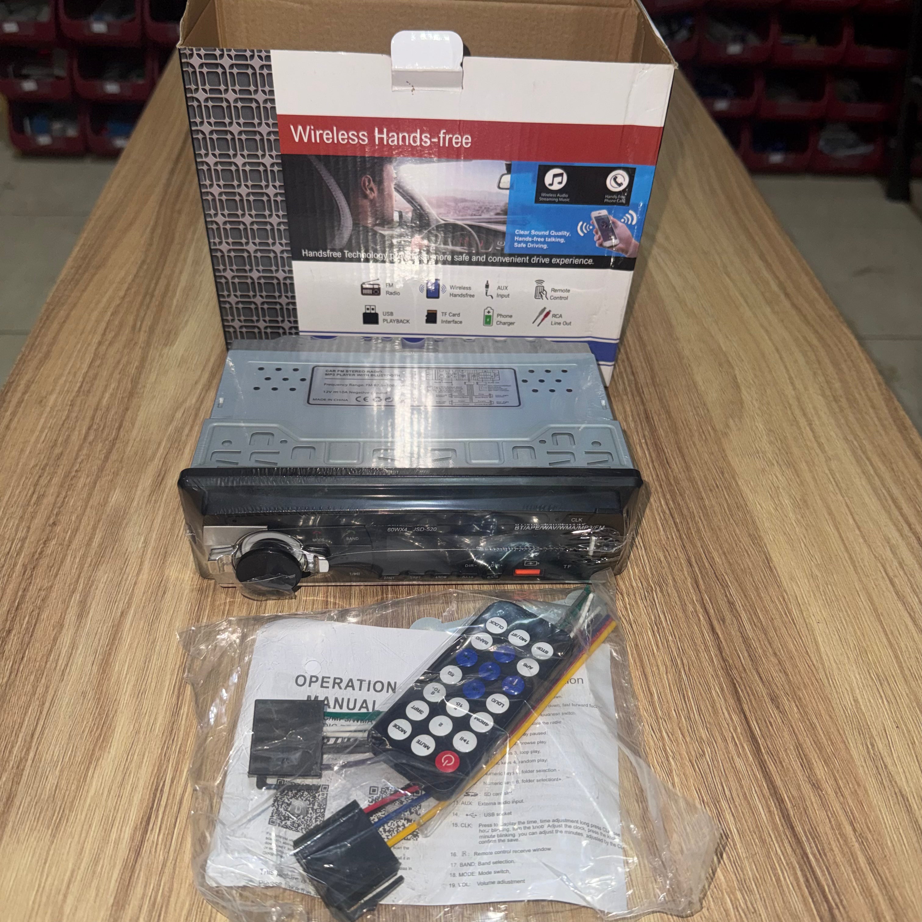 Autoradio bluetooth multifonction port chargeur USB téléphone main libre voiture Maroc