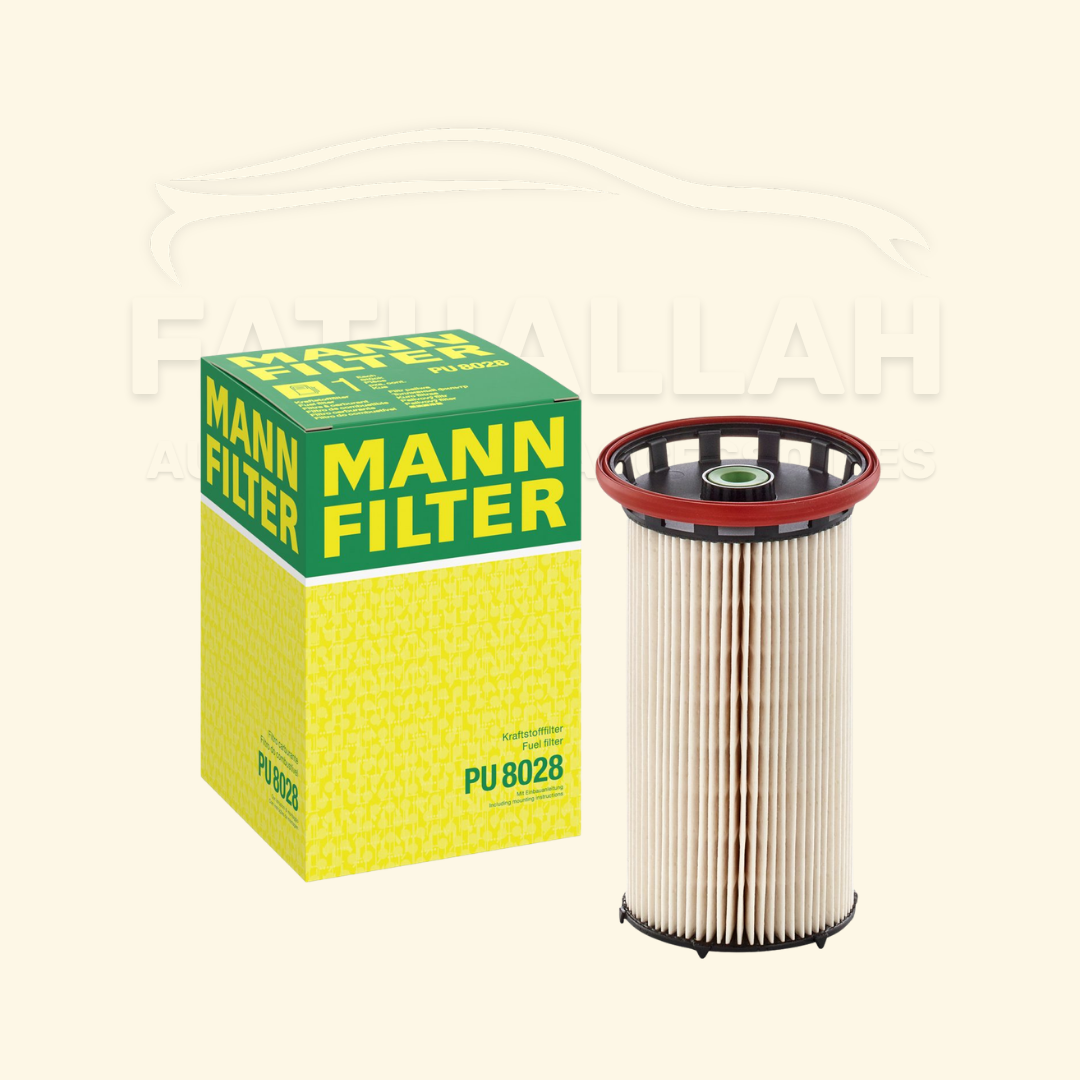 Boîte jaune et verte avec la cartouche de filtre à gazole de haute qualité Mann-Filter PU 8028 chez Fathallah Auto Maroc.
