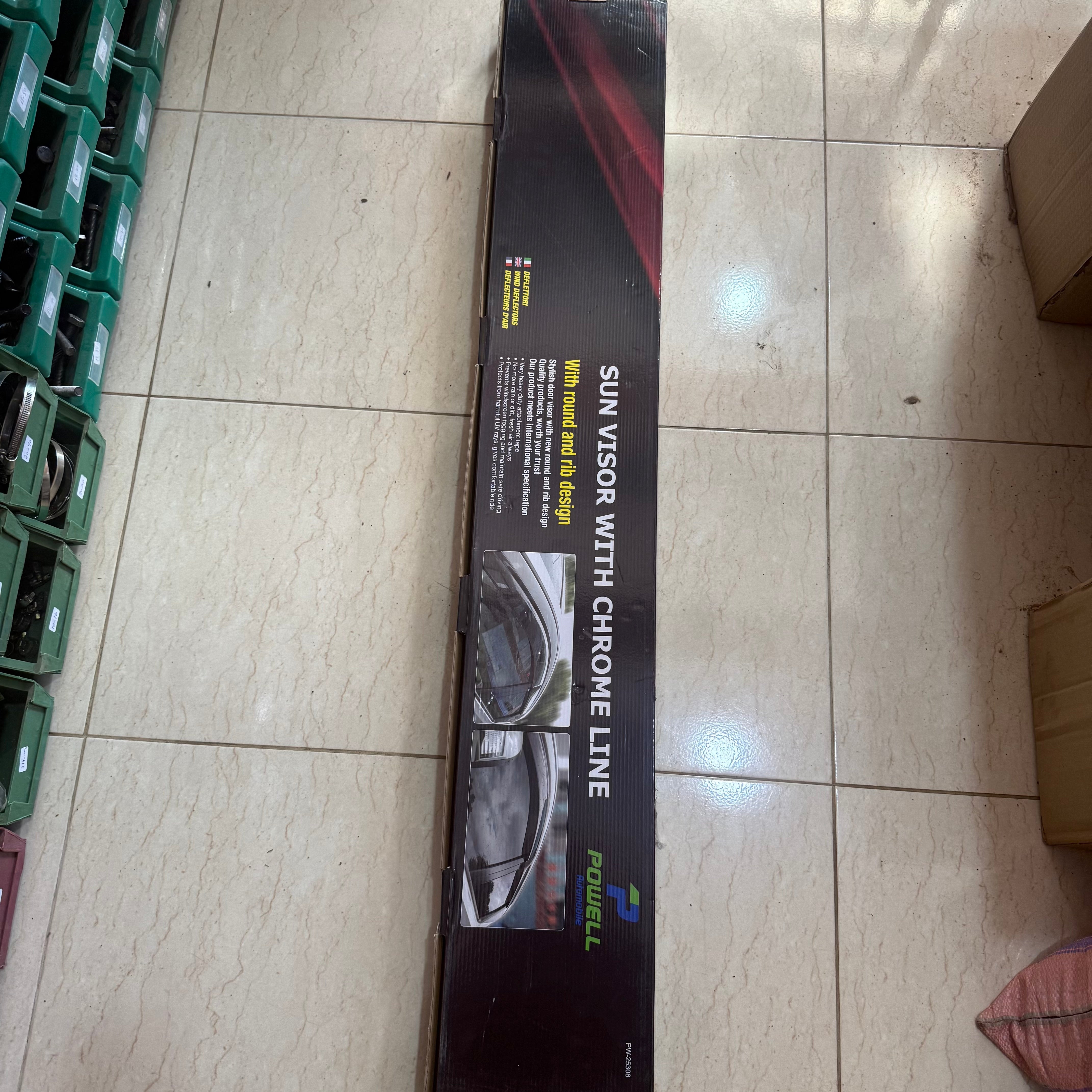 Dacia Dokker (2015+) Visière de soleil et déflecteurs de vent avec ligne chromée - Ensemble de 2 pièces