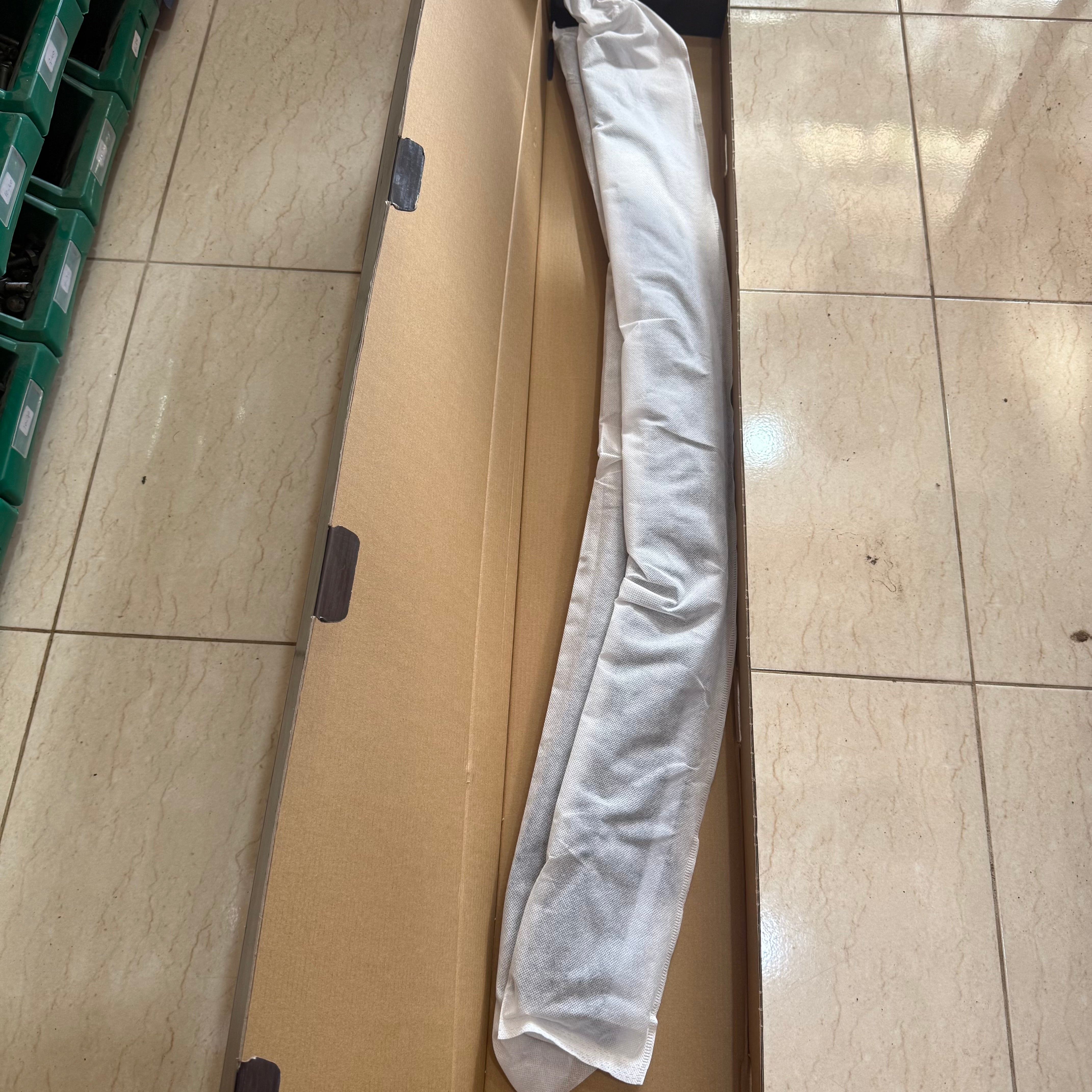 Dacia Dokker (2015+) Visière de soleil et déflecteurs de vent avec ligne chromée - Ensemble de 2 pièces