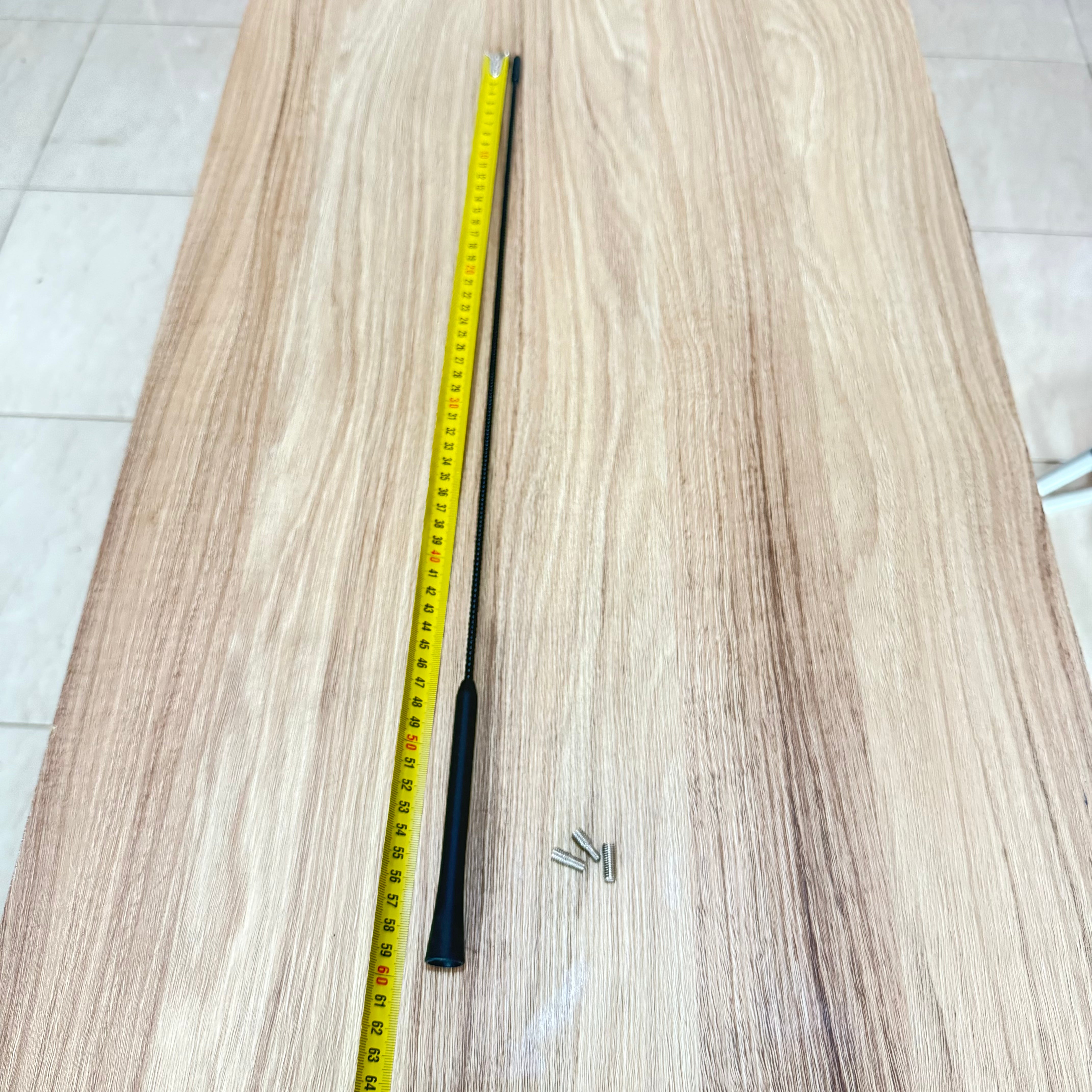 Remplacement de mât d'antenne longue pour voiture (60 cm) - Seulement tige flexible